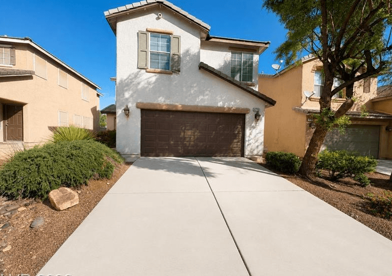 4774 Portola Vista Avenue